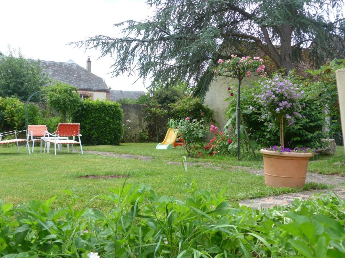 Saint-Brisson-sur-LoireLa Ribambelle住宿加早餐旅馆 外观 照片